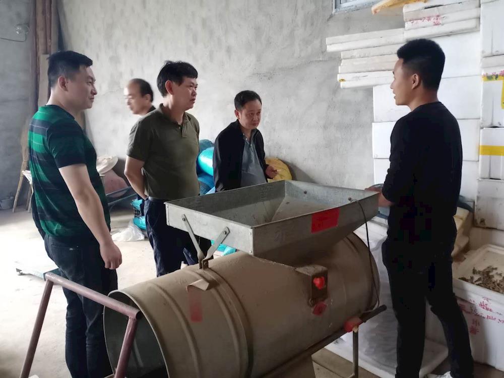 3beaec17dd4f4f8c9624a956e8651ad1.jpg 3beaec17dd4f4f8c9624a956e8651ad1.jpg