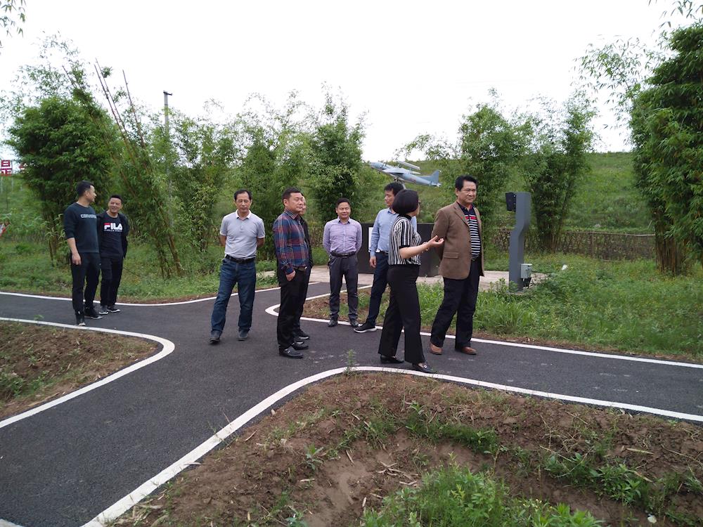 ed2c196c0d174ec59e87b0983fda404c.jpg ed2c196c0d174ec59e87b0983fda404c.jpg