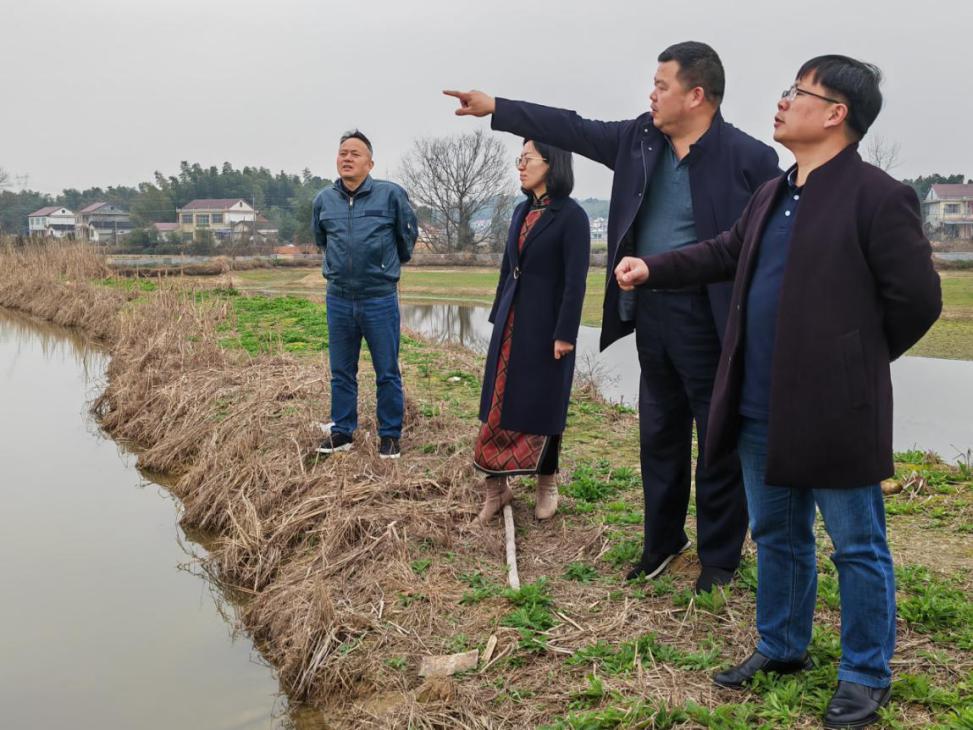 c7bc8a112c8f495e8a96c1697e86dbac.jpeg c7bc8a112c8f495e8a96c1697e86dbac.jpeg