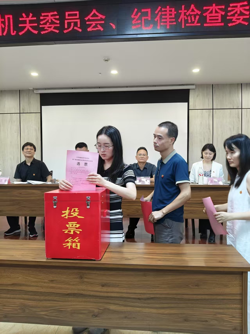 5dc68f3e3f2e32953c114b9bad369b73